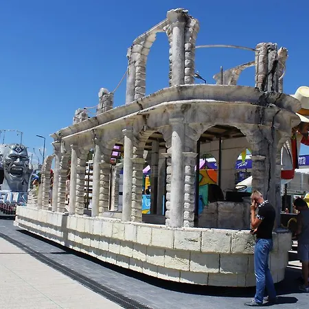 Ekon מלון דירות