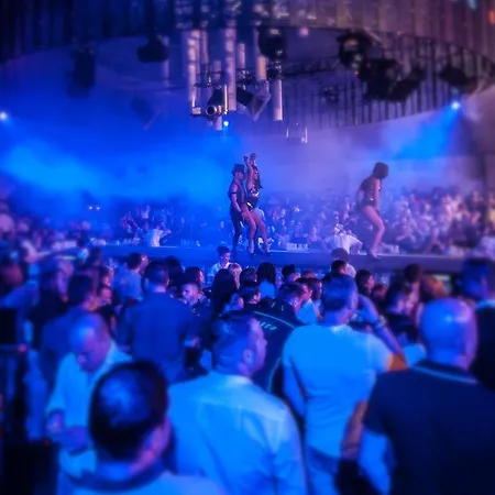 Ekon Mamaia